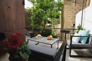 Serenity Boutique House