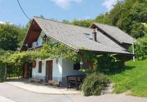 Zidanica Meglič - Vineyard cottage Meglič - 特贝尔诺