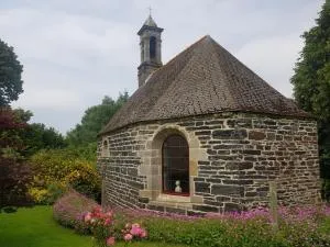 Gîte Atypique Dans Une Chapelle - Quéménéven