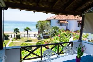 Alexger Beach Front Deluxe house