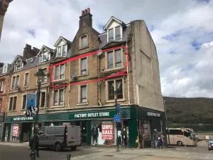 Prime location rooms in high street - Inveraray