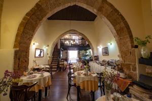 Porto Del Colombo Traditional Boutique Hotel Chania Greece