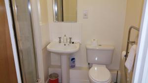 Oxford Apartment-- Free parking 2 Bedrooms-2Bathrooms-Located in Jericho Oxford close to Bus and Rail station