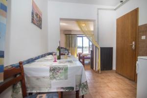 Apartments and Rooms Nikol