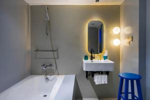 XY Hotel Bugis Singapore image 36
