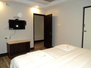 Manis residency