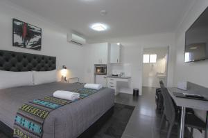 利顿 Leeton Heritage Motor Inn 4星级 酒店 套房