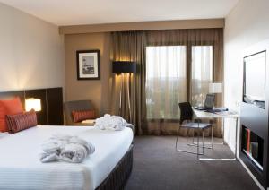 Executive King Room room in Novotel Sydney International Airport