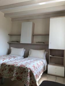 Chambre Double ou Lits Jumeaux avec Salle de Bains Privative