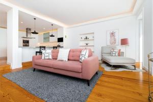 LXLUXHOME - Combro Luxury Apartment