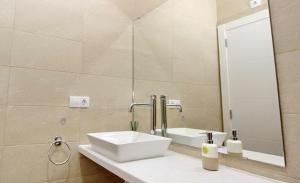 Apartamento Wohra junto playa Arenal-Bol