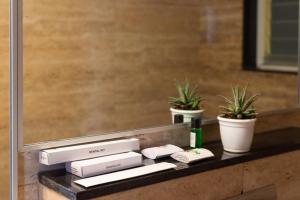 StayBird - B Suite, Business Hotel, Kharadi