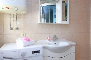 Studio apartment Grey