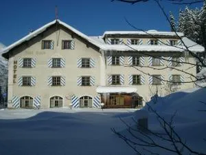 丹尼斯酒店 - 阿罗萨