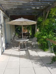 Villas Holiday Country Villa with Panoramic Views : photos des chambres