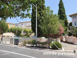 Appartements Studio avec Grand Balcon- Residence de Caractere : Appartement 1 Chambre