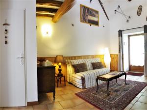 B&B / Chambres d'hotes Le Cottage du Chateau : Suite en Duplex