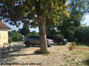 B&B / Chambres d'hotes Chambres d'Hotes L'Ostal de Pombonne : photos des chambres