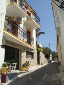 Green Hill Studios & Apartments Samos Greece