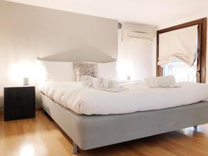 The Bright Nest Apartments