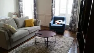 MAIRIE -APPT 75M2 -3 CHBRES Séparées - 雷恩