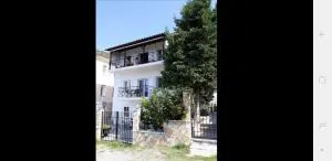 Peggy's house - Chiliadou