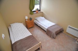 Apartament Poddąbie - basen, kort tenisowy, parking