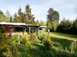 Three-Bedroom Holiday home in Strøby 3