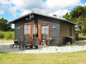 One-Bedroom Holiday home in Blåvand 1