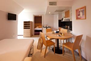 Appart'hotels Villa Mariale by Popinns : photos des chambres