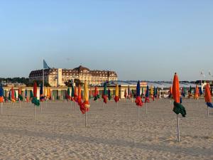 Appartements Duplex au coeur de Deauville avec vue imprenable et parking prive : photos des chambres