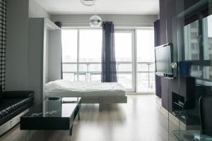 Luxury Two-Bedroom Apartment room in Platinum Towers Country 2 Country