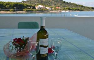 Apartment with sea view terrace