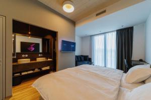 Deluxe Double or Twin with Park View room in WUD hotel