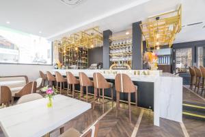 Hotels Hotel Cosmopolitain : photos des chambres