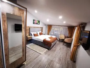 Uzungol Huzur Hotel - 乌宗