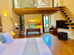 Authentique Bijou Cœur d’Orange à 2 pas du Théâtre Antique!