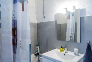 Appartements Travel Homes - Le Bright'N Cosy en pleine ville : photos des chambres