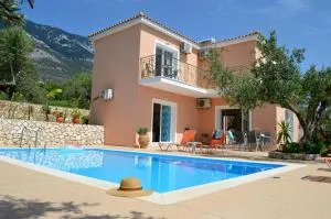 Villa Eri - Lourdata