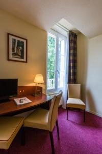 Hotels Le Parc Des Fees Hotel Retaurant & Spa : photos des chambres