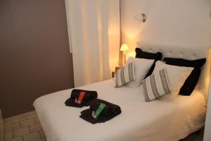 Appartements Coquet T2 ,terrasse,parking ,4 kms d Avignon : photos des chambres