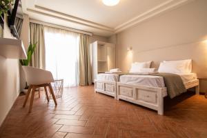 Girogiali beach hotel - Adults only