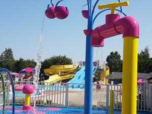 Campings camping onzain 4 etoiles : photos des chambres