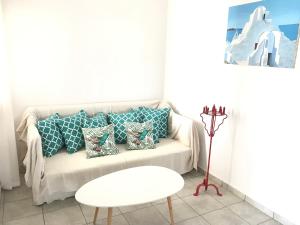 The Corfos Hills House Myconos Greece