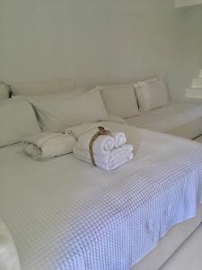 Luxury White Maisonette Myconos Greece