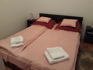 Piac Utcai Apartman 2