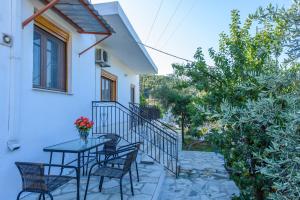 Johnie's Villa Skopelos Greece