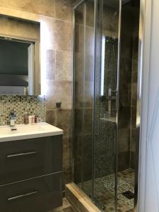 Hotels Hotel La Calanque : photos des chambres