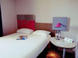Hotels ibis Styles Arles Palais des Congres : photos des chambres