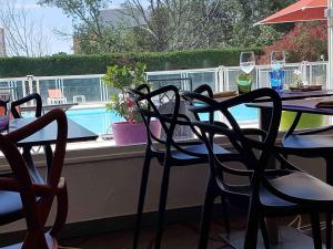 Hotels ibis Styles Arles Palais des Congres : photos des chambres